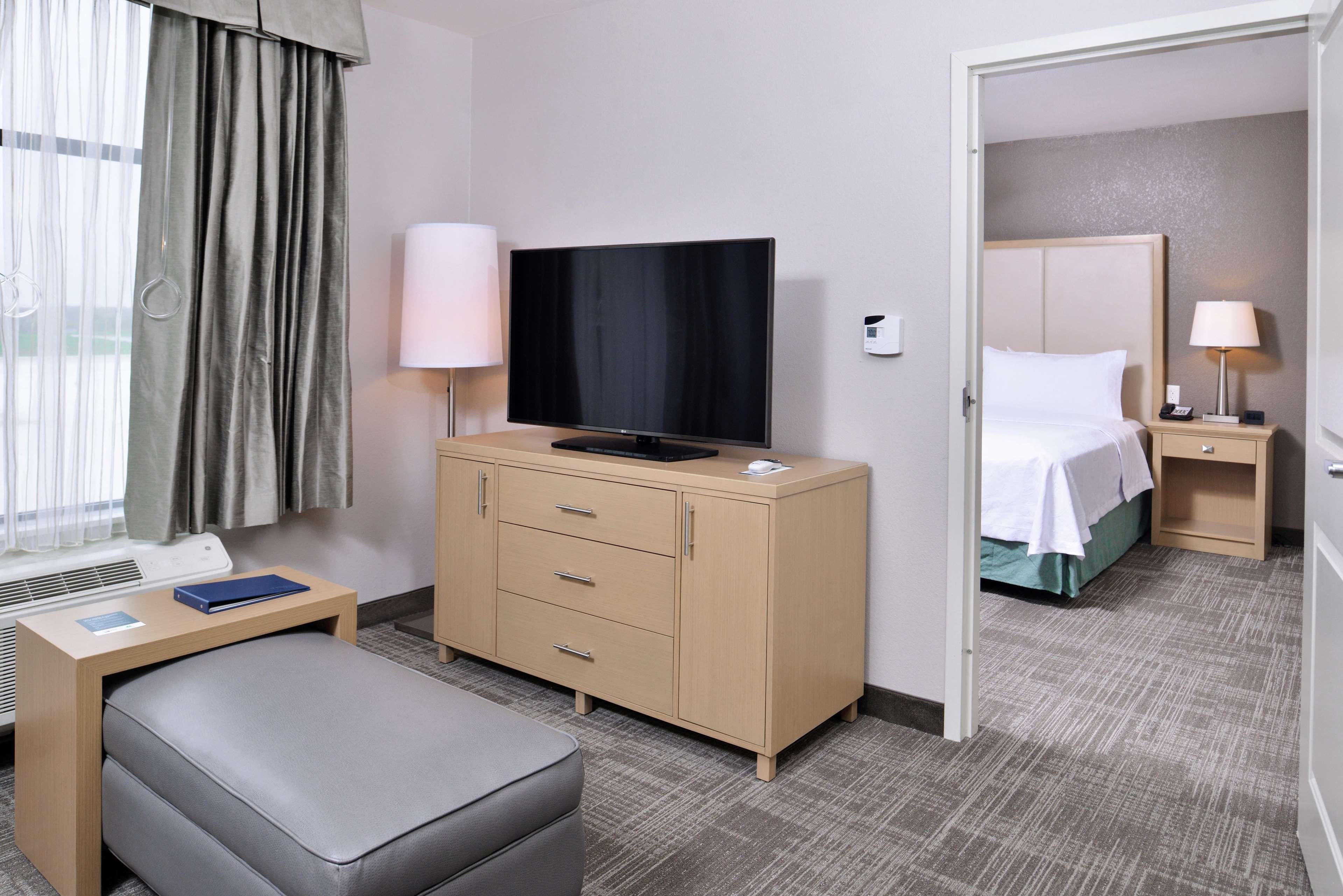 Homewood Suites Des Moines Airport Exteriér fotografie