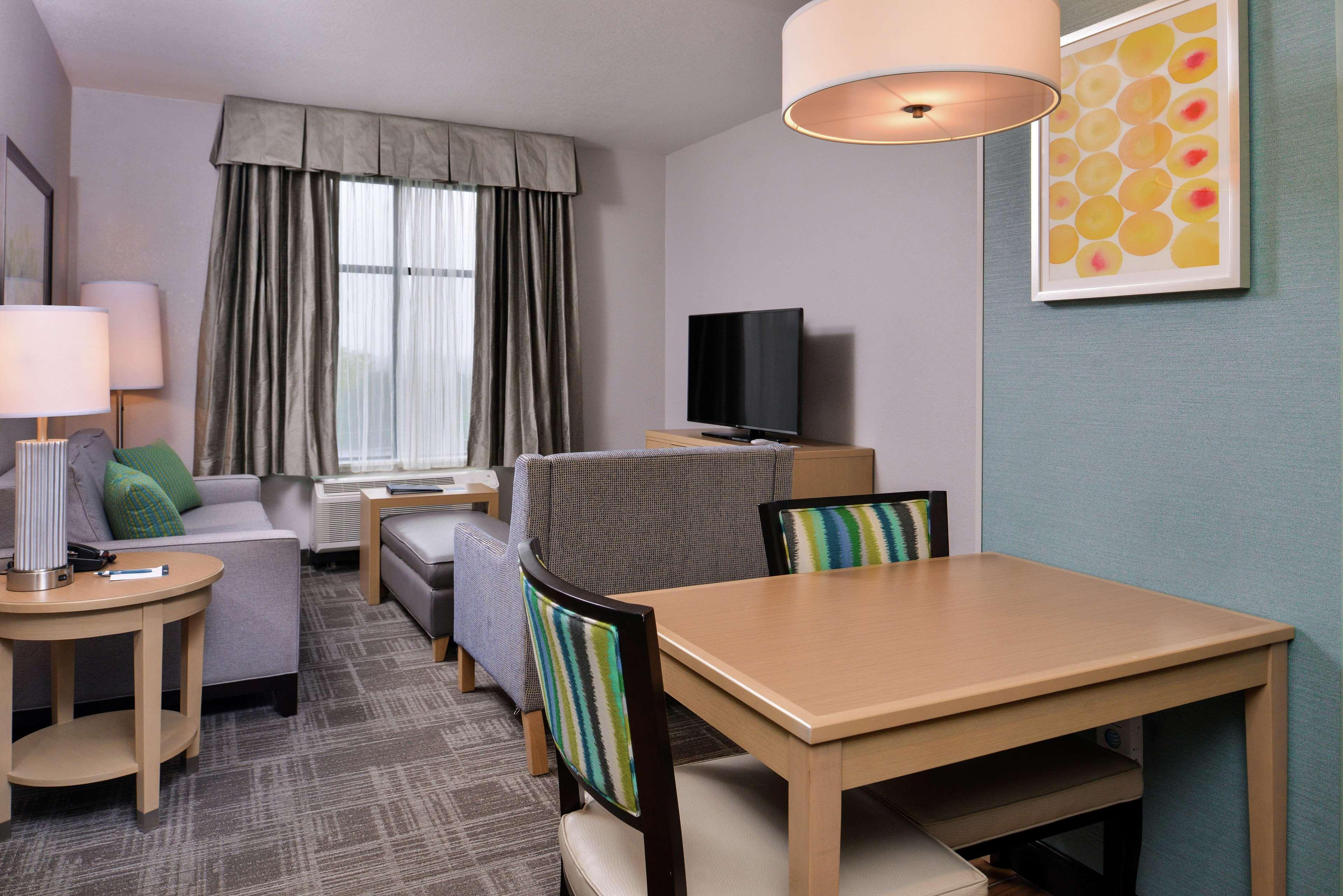 Homewood Suites Des Moines Airport Exteriér fotografie