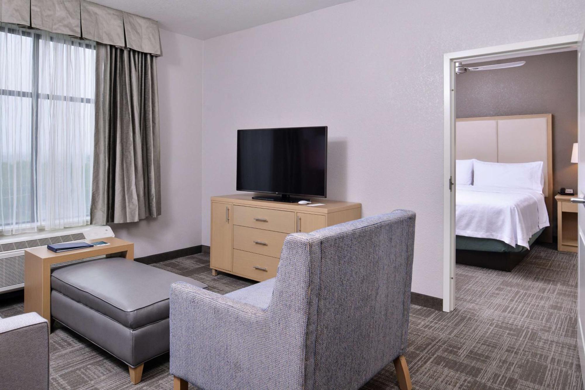 Homewood Suites Des Moines Airport Exteriér fotografie