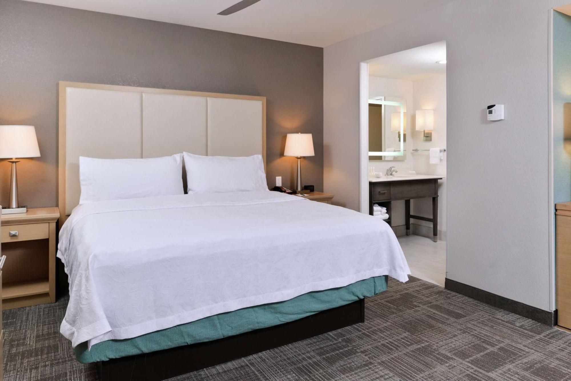 Homewood Suites Des Moines Airport Exteriér fotografie